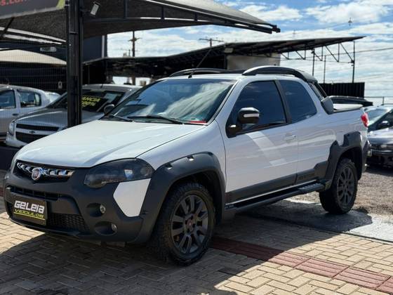 FIAT STRADA 1.8 MPI ADVENTURE CD 16V FLEX 3P MANUAL